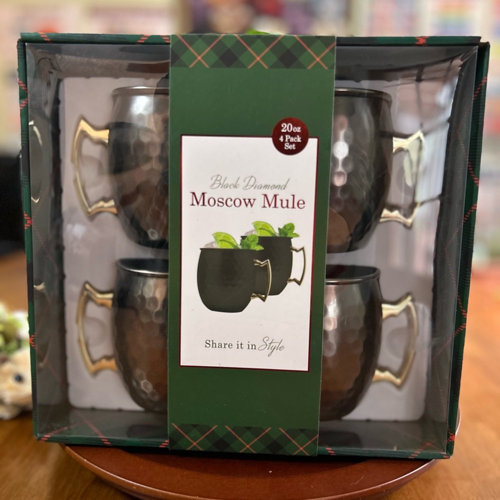 Black Diamond Moscow Mule 4-Piece Gift Set Hammered Mugs - Picture 3 of 14